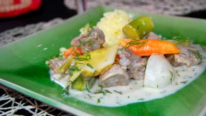 Dillkött på lammbog