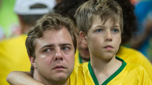 Förlusten i VM-semifinalen mot Tyskland sved i Brasilien. Förlusten i semifinalen mot Tyskland sved i Brasilien.