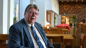 Direktör Matti Vehviläinen ska diskutera med kollegerna om läget nationellt. Matti Vehviläinen, trafikdirektör vid NTM-centralen i Egentliga Finland