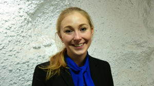 Alexandra Peth jobbar vid Kemiindustrin. Alexandra Peth jobbar vid Kemiindustrin.