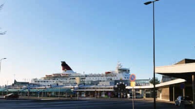 Tomt i Åbo hamn då effektiverad gränbevakning införs.