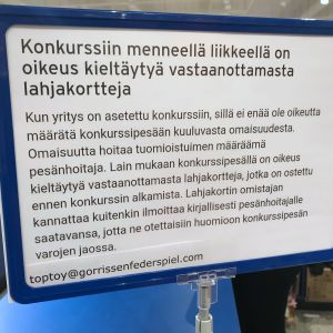 Kunder som köpt gåvokort uppmanas vara i kontakt per mejl. Leksaksaffärens instruktioner för kunder som köpt gåvokort.