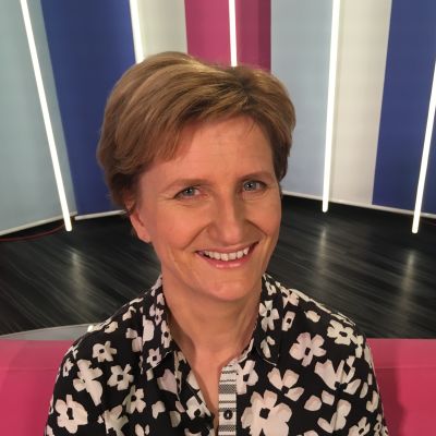 Kirjailija Minna Lindgren ihmettelee, miksi suomalaisen elämässä vain työ on arvokasta