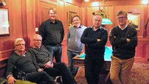 Fr. v Gösta Hjerpe, Max Åkersten, Mikael Österberg, Yngve Lithén, Gerhard Loo och Per-Anders Lindell, både gamla och nya medlemmar i Dansdax. Nya och galma Dansdaxmedlemmar. Från vänster: Gösta Hjerpe, Max Åkersten, Mikael Österberg, Yngve Lithén, Gerhard Loo, Per-Anders Lindell