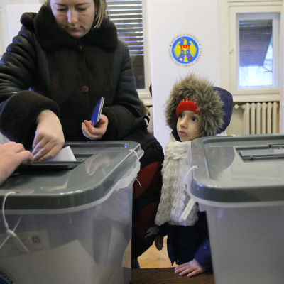parlamentsval i Moldavien 2014
