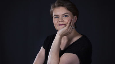 Svenska Yles filmkritiker Silja Sahlgren-Fodstad 