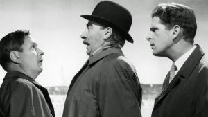 Klassikot: Kokki, Palmu ja Virta. Leo Jokela (etsivä Kokki), Joel Rinne (komisario Palmu) ja Matti Ranin (ensimmäisen ryhmän päällikkö). Kuva elokuvasta Tähdet kertovat, komisario Palmu.
