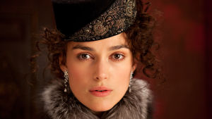 Keira Knightley spelade Anna Karenina i filmatiseringen 2012. Keira Knightley on Anna Karenina samannimisessä elokuvassa (2012)
