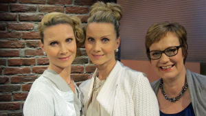 Kuvassa Hanna Mäkeläinen (vas.), Mari Savolainen, Hilla Blomberg