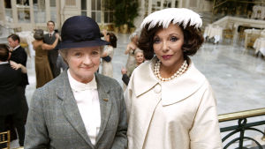 Neiti Marple (Julia McKenzie) ja Ruth Van Rydock (Joan Collins) nähdään tarinassa Neiti Marplea ei petetä. Neiti Marple on Agatha Christien salapoliisiromaanien ihastuttava etsivä. Pääroolissa nähdään Julia McKenzie.