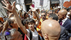 Italienska "vaccinkritiker" i farten 2017. En vaccinmotståndare i Italien under en demonstration år 2017.