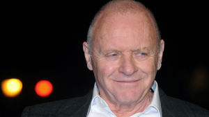 Anthony Hopkins spelade rollen som butlern Stevens i filmen Återstoden av dagen. Den engelska skådespelaren Anthony Hopkins