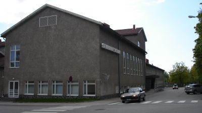 Seminarieskolan i Ekenäs centrum.
