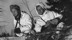 Okänd soldat, en antikrigisk berättelse, som stärkt hjälteminnet Tuntematon sotilas (1955)