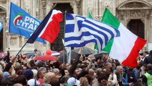 Både Sannfinländarna och Dansk Folkeparti deltog i Matteo Salvinis valmöte i Milano i lördags. Sammanslutning i Milano till följd av Matteo Salvinis möte för likasinnade partier i EU.