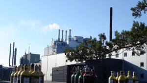 I Hangö finns bland annat kemisk industri som breddar skattebasen. Fermion i Hangö.