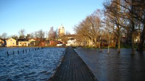 Vattenståndet kan variera stort i Södra viken. Högt vattenstånd efter stormen Dagmar