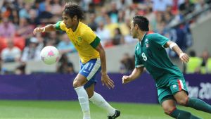 Neymar spelade i OS-finalen mot Mexiko 2012. Neymar i OS-finalen 2012