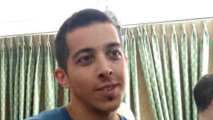 Shay Davidovich är bosättaren som började arbeta mot ockupationen, genom att tala ut om sina upplevelser i den israeliska armén. Den israeliska veteranen Shay Davidovich från Breaking the Silence, som kämpar mot ockupationen genom att gå ut med sina upplevelser