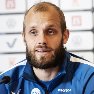 Teemu Pukki intervjuas.