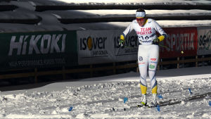 FM-sprinten avgörs i år med klassisk stil. Julia Häger närmar sig mål.