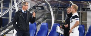 Markku Kanerva är redo att slänga in Joel Pohjanpalo med tio minuter kvar att spela. Markku Kanerva är redo att slänga in Joel Pohjanpalo med tio minuter kvar.