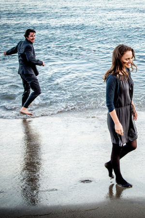 Christian Bale och Natalie Portman i Knight of Cups Christian Bale och Natalie Portman i Knight of Cups.