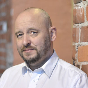 – Jag kan tänka mig att det stora stöd som Sannfinländarna har kan avspegla sig i Vasa, där majoriteten ändå är finskspråkig, säger statsvetare Claus Stolpe Claus Stolpe.