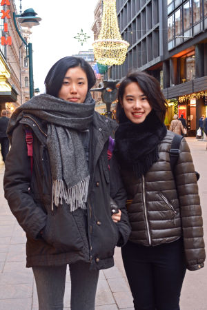 Sheng Xiu och Liyang Zhang vill också besöka konstmuseer och se norrsken under sin vistelse i Helsingfors. Sheng Xiu och Liyang Zhang från Peking i Kina.
