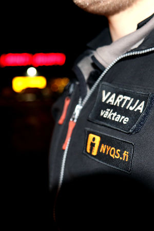 MOT:n haastattelema vartija