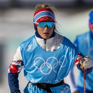 Therese Johaug i träningsmundering i OS i Peking.