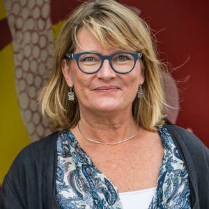 Det skulle vara idealt om folkhögskolornas långa linjer kunde passa in i övergångsskedet som sådana, säger Catharina von Schoultz. Catharina von Schoultz