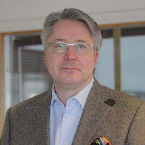 Jarkko Kaplin önskar att bron ska prioriteras. Jarkko Kaplin, vd för Nordkalk