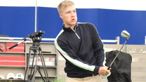Honkala har vuxit upp som golfare i Nevas Golf i Sibbo. Matias Honkala våren 2017 i Nordsjö.
