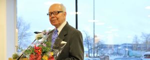 Gustaf Sundman och Nils Kevin tog emot kommunens första kulturpris på självständighetsdagen. Två äldre män, Gustaf Sundman och Nils Kevin. De fick Ingås kulturpris 2013 för sitt arbete för hembygden och lokalhistorian.