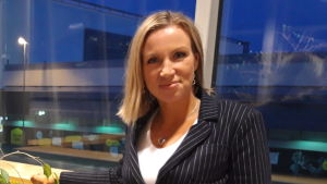 Tomma kontorslokaler erbjuder möjligheter för distansarbetere runt om i landet, säger Paula Erkkilä på Österbottens handelskammare. Direktör Paula Erkkilä vid Österbottens handelskammare.