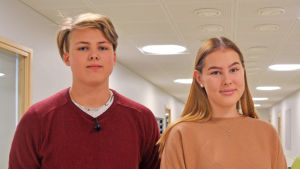 Oliver Sjöblom och Ronja Virta från Linnankosken lukio. Oliver Sjöblom och Ronja Virta.