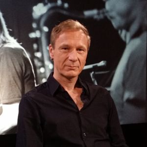 Ismo Alanko on arkistovieraana. Ismo Alanko muistelee 1980-lukua Teeman arkistovieraana 2015.