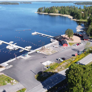 Bromarv skärgårdshamn. 