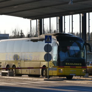 Ecolinesin bussi tulossa Suomeen Venäjältä.