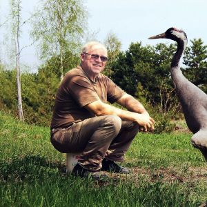 Luontoaktivisti ja tutkija Jouko Alhainen on omistanut elämänsä kurjille.