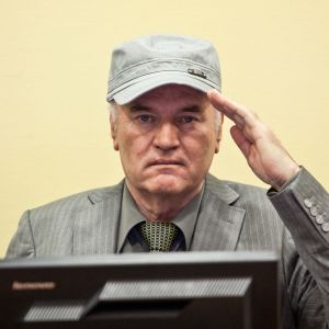 Dokumentti Ratko Mladićin tuomio seuraa Haagin tuomioistuimen oikeudenkäyntiä. 