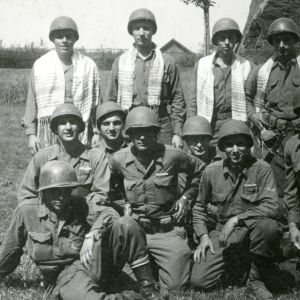 Yli puoli miljoonaa amerikanjuutalaista palveli Yhdysvaltain asevoimissa toisen maailmansodan aikana.