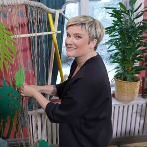 Camilla Forsén-Ström tekee näkösuojan