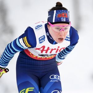 Kerttu Niskanen var belåten med placeringen. Kerttu Niskanen var sexa i Ruka.