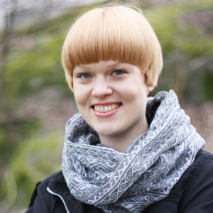 Tuuli Ikonen Akkabellasin laulaja.