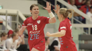 Linda Cainberg står för det mesta i anfallsväg hos HIFK. Linda Cainberg, HIFK.