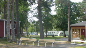 Många turister har hittat till campingen i Kristinestad i år. Arkivbild. Bockholmens Camping i Kristinestad