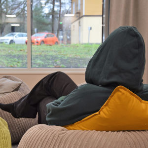 16-vuotias Elisa (nimi muutettu) on laitossijoituksessa Turussa, perhekuntoutuskeskus Lausteella. 