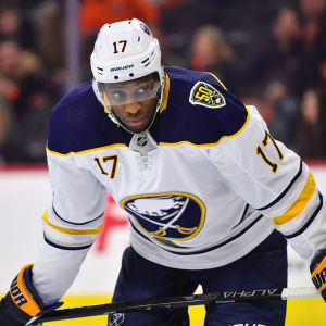 Wayne Simmonds från Buffalo till Toronto. Wayne Simmonds från Buffalo till Toronto.